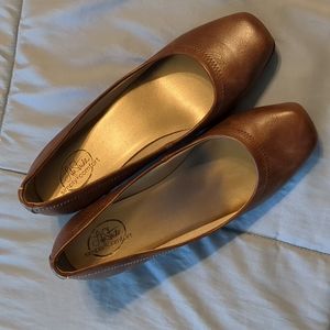 Life Stride Groovy Brown Wedge Heel Shoes, Size 8.5